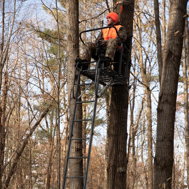 RE651 Lockdown 21 1-Man Ladder Stand