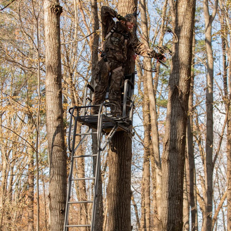RE651 Lockdown 21 1-Man Ladder Stand